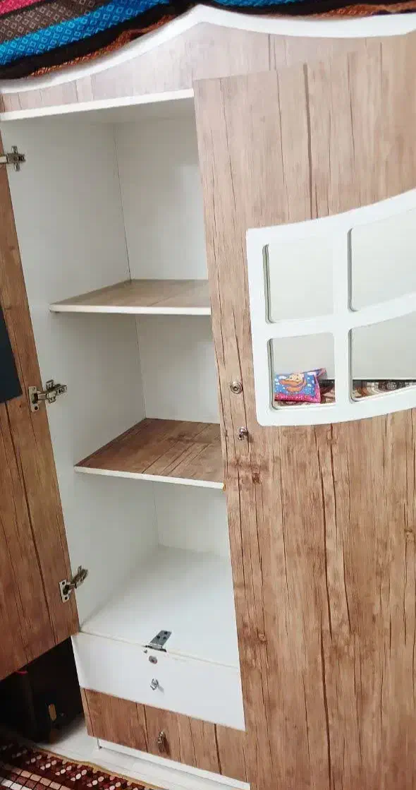 سرویس خواب کودک و نوجوان|تخت و سرویس خواب|فولادشهر, مسکن مهر فولادشهر|دیوار