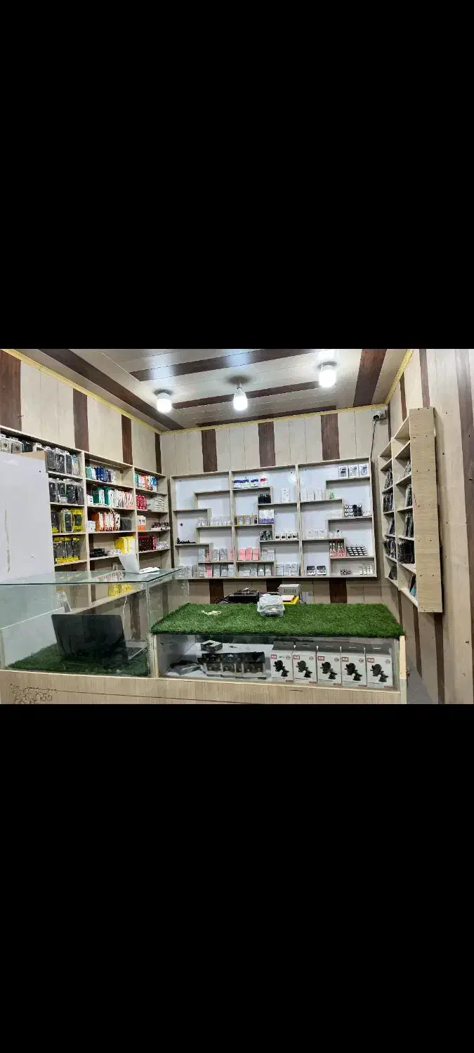 شاگرد واسه موبایل فروشی میخوام|استخدام رایانه و فناوری اطلاعات|زابل, |دیوار