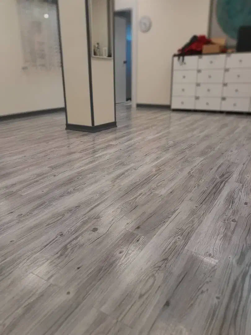 کفپوش PVC پارکت لمینت چوبی تضمینی|مصالح و تجهیزات ساختمان|تهران, شهرک ولیعصر شمالی|دیوار