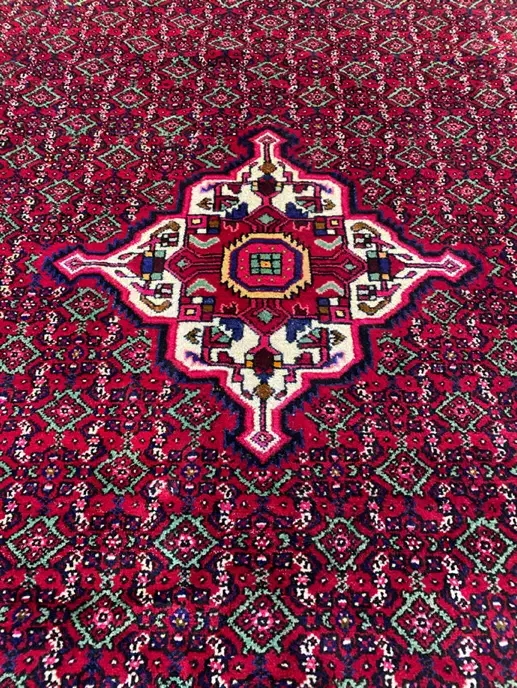 تک ۹ متری ازندریان گوشتدار و سالم تک|فرش|همدان, |دیوار