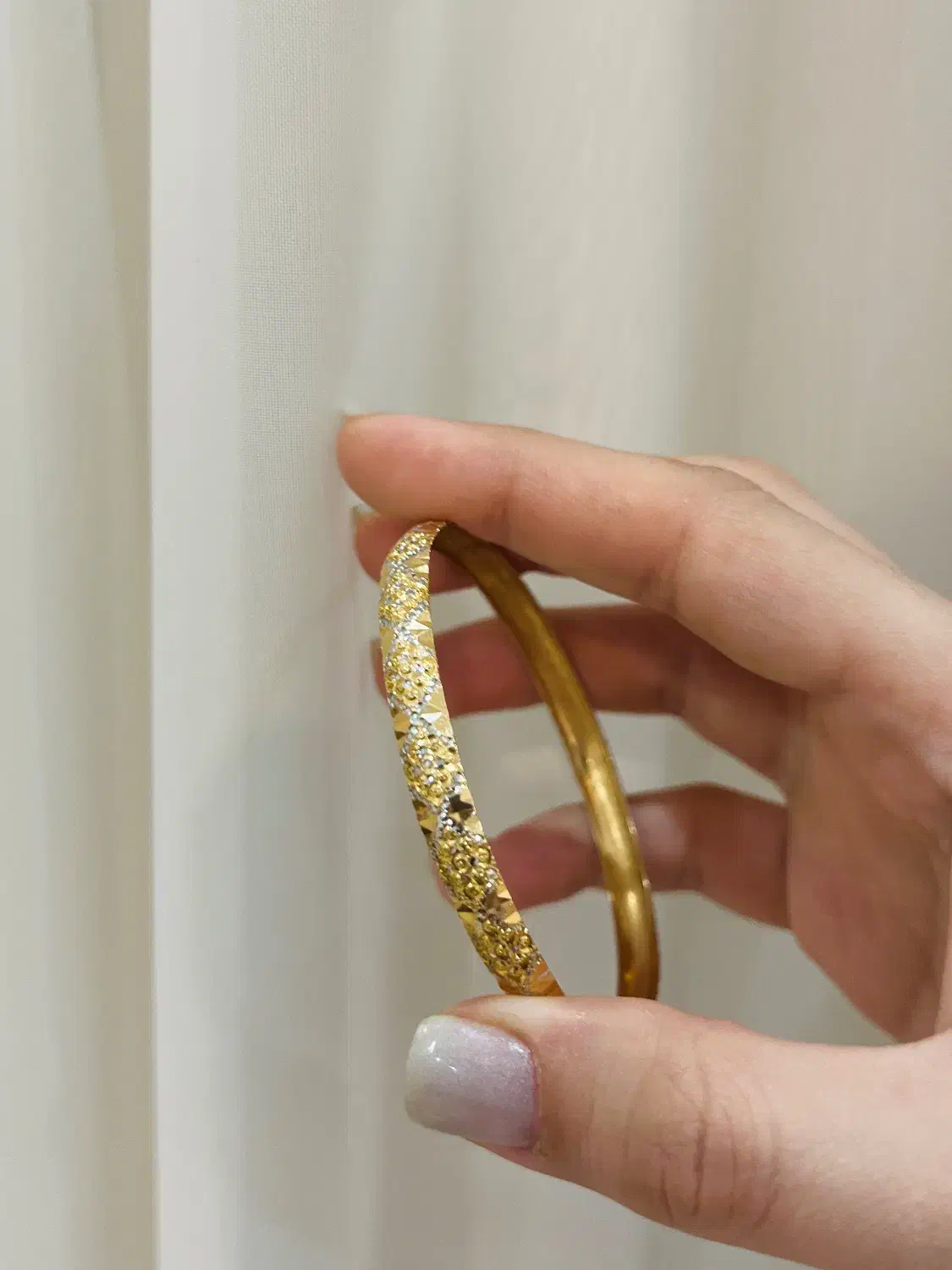 طلا|جواهرات|رشت, معلولین|دیوار