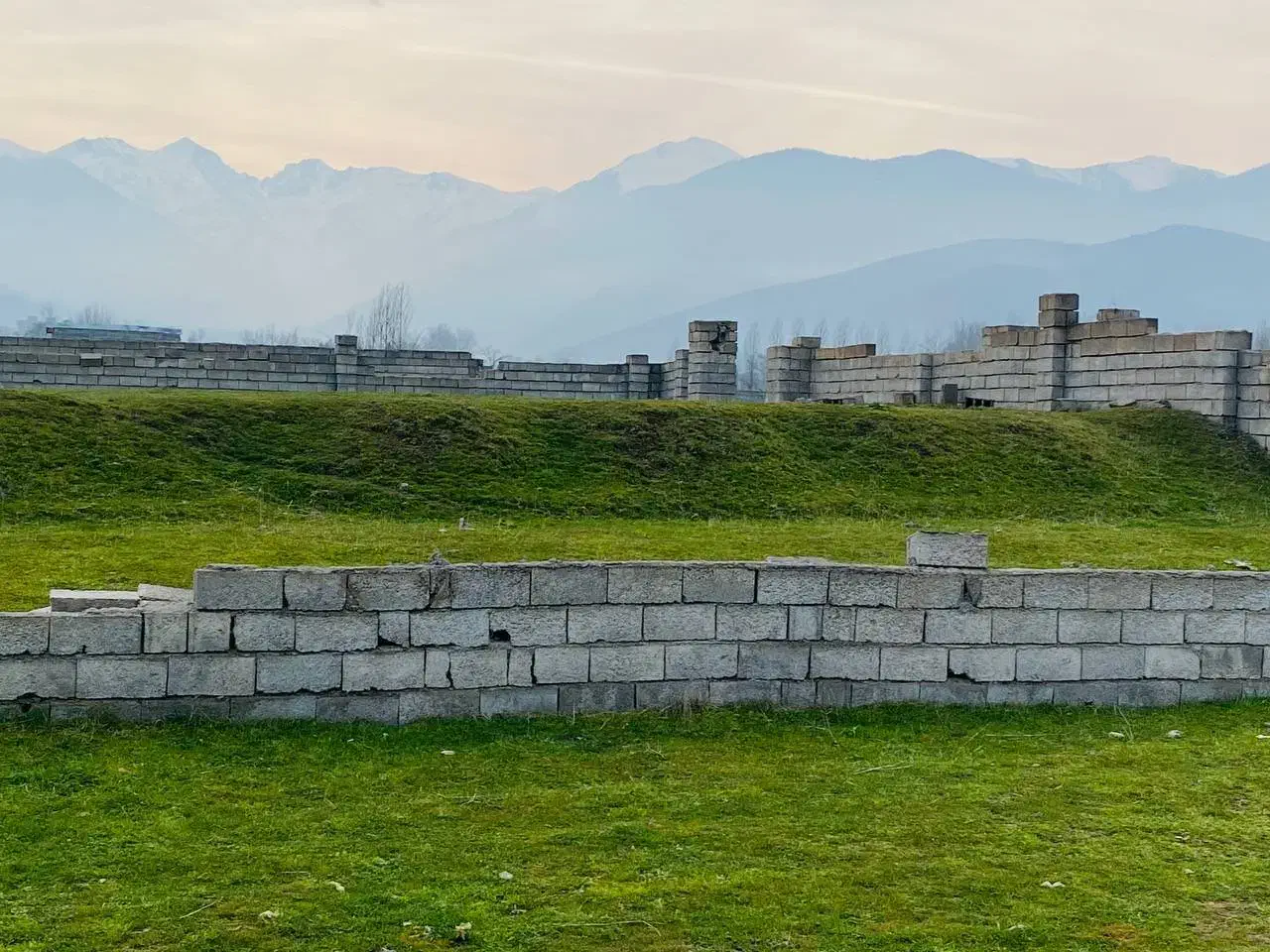 معاوضه زمین در بافت کلاردشت با ویلا|فروش زمین و ملک کلنگی|کلاردشت, |دیوار