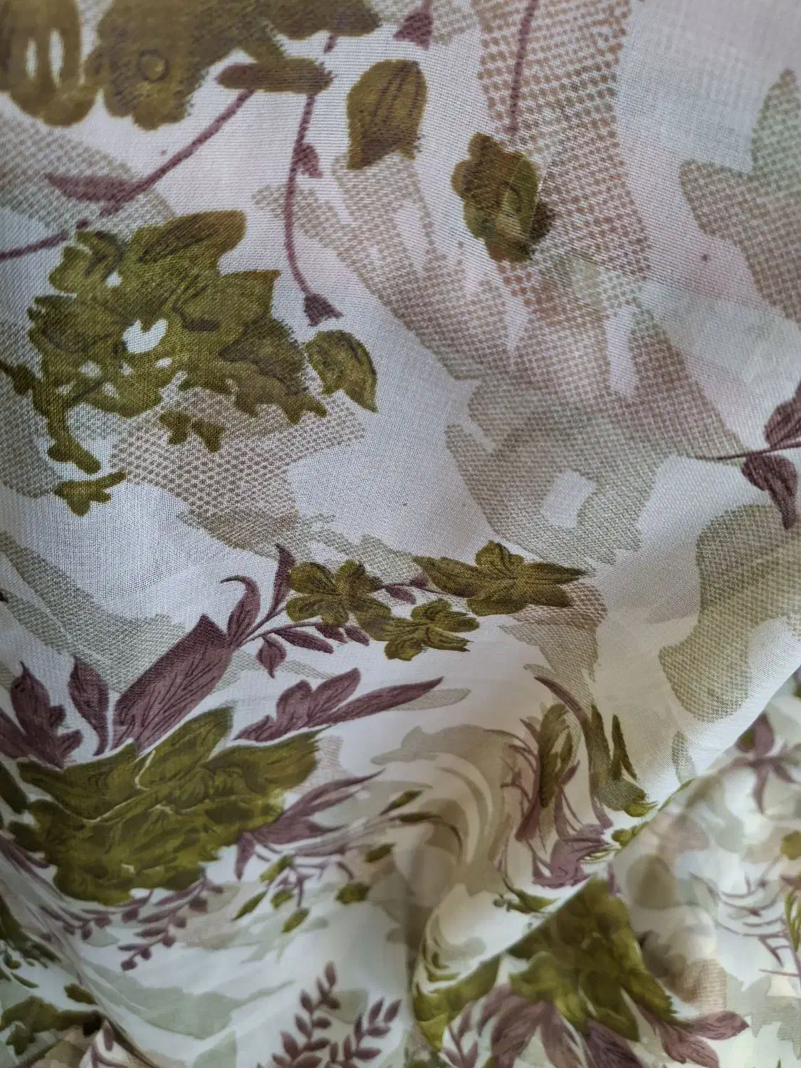 چادر مجلسی|لباس|پردیس, فاز ۳|دیوار