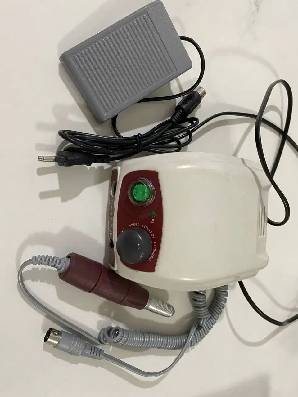 وسایل ناخون (سوهان برقی و یووی)|آرایشگاه و سالنهای زیبایی|رامسر, |دیوار