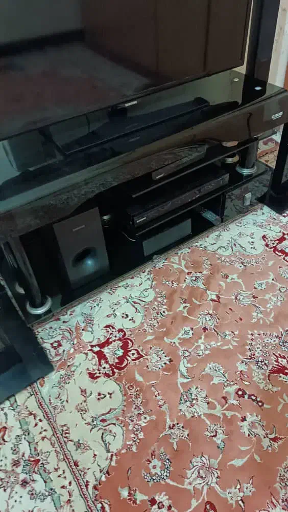 تلویزیون ۴۲ سامسونگ  ویک عددسینما خانواده سامسونگ|تلویزیون و پروژکتور|آبادان, |دیوار