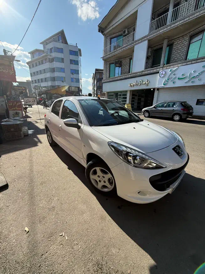 ۲۰۷سقف فلز ۱۴۰۳ بی رنگ|خودرو سواری و وانت|نشتارود, |دیوار