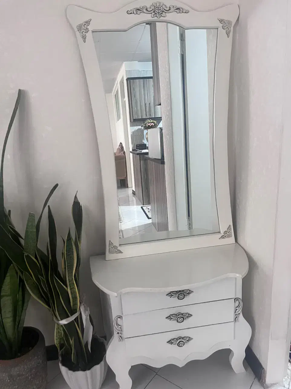 اینه کنسول|بوفه، ویترین، کنسول|قدس, شهر‌قدس|دیوار