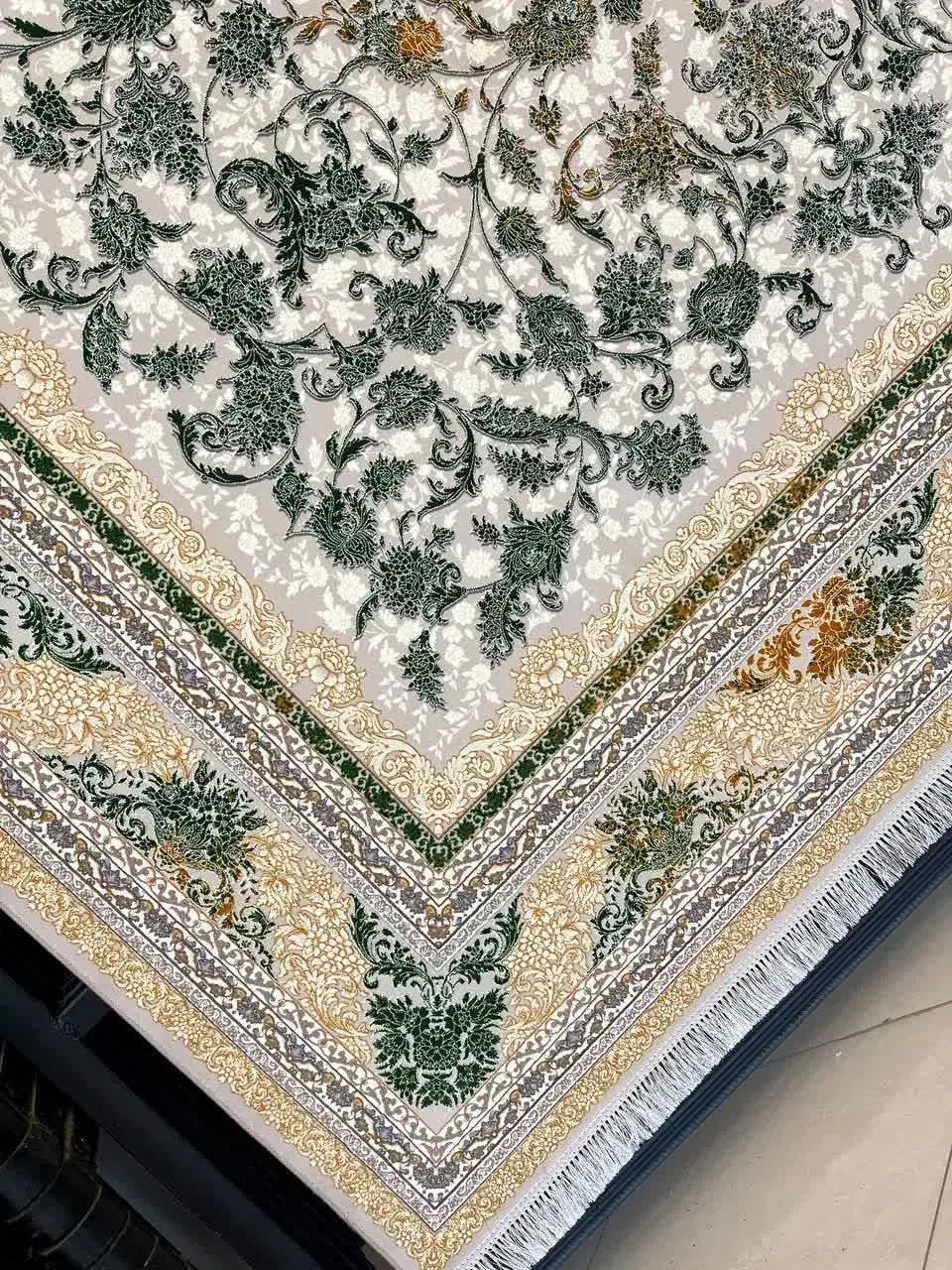 فرش درجه یک تک به قیمت عمده|فرش|کاشان, راوند|دیوار