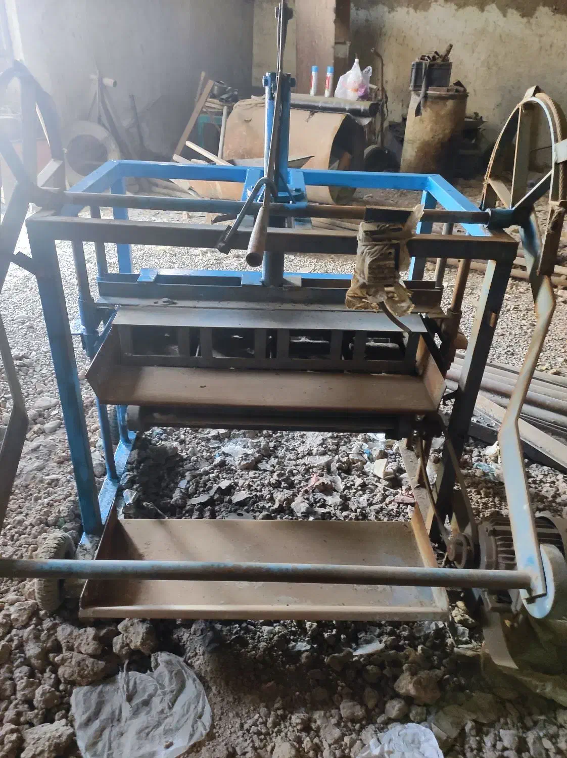 دستگاه بلوک زن 4 تایی|ماشینآلات صنعتی|ری, اقدسیه|دیوار