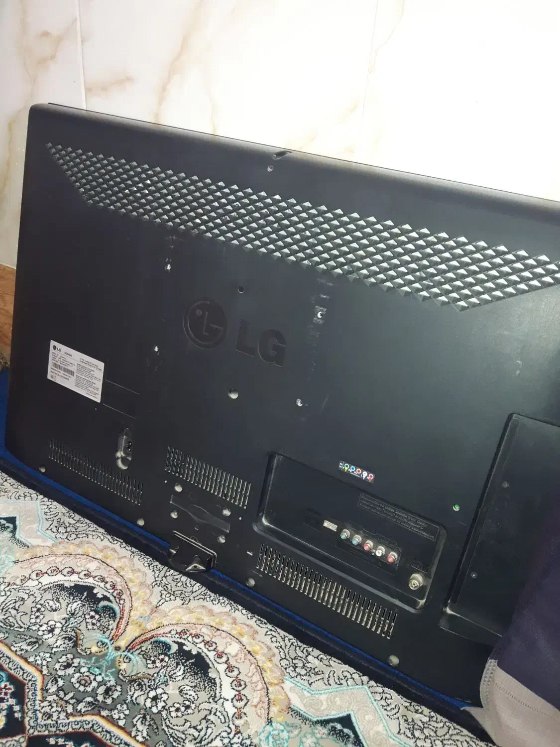 تلوزیون ال جی|تلویزیون و پروژکتور|قم, شهر قائم|دیوار