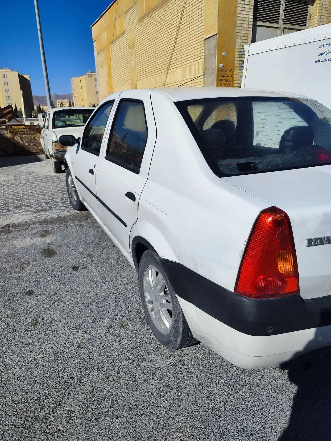 ال 90 لوگان L90|خودرو سواری و وانت|فولادشهر, B5|دیوار