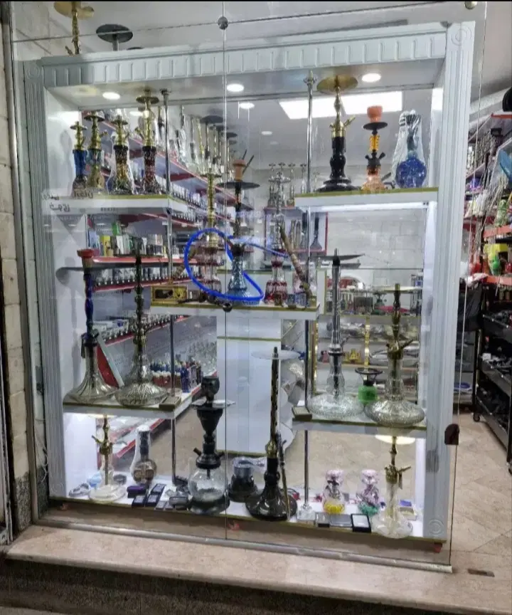 ۶دخانیات دکور بوتیک اجرای قفسه ایستاده رگال ارایشی|فروشگاه و مغازه|تهران, بهارستان|دیوار