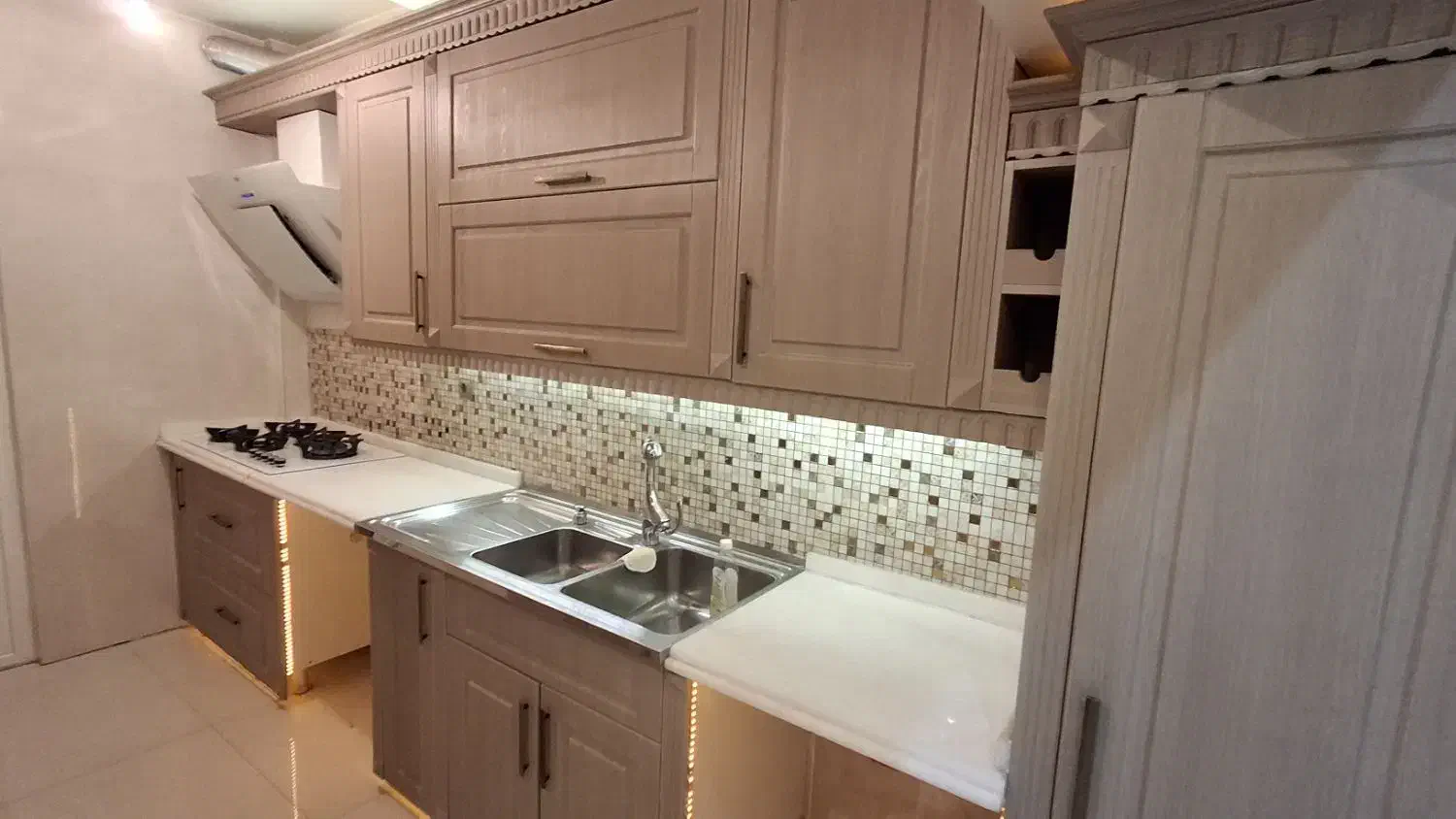 ۱۲۰ متر  ۳خواب - ۲واحد - تک تک‌یا اجاره باهم