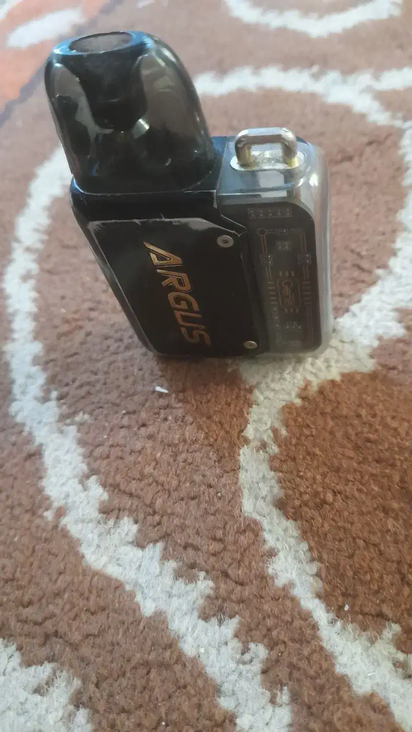 پاد آرگاس|زیورآلات و اکسسوری|تخت, |دیوار