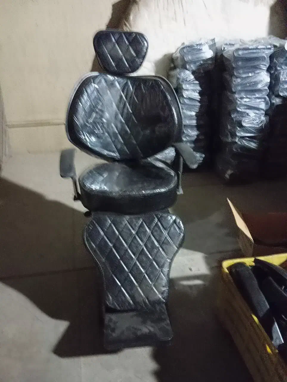 تهجیزات ارایشگاه|آرایشگاه و سالن‌های زیبایی|دورود, |دیوار