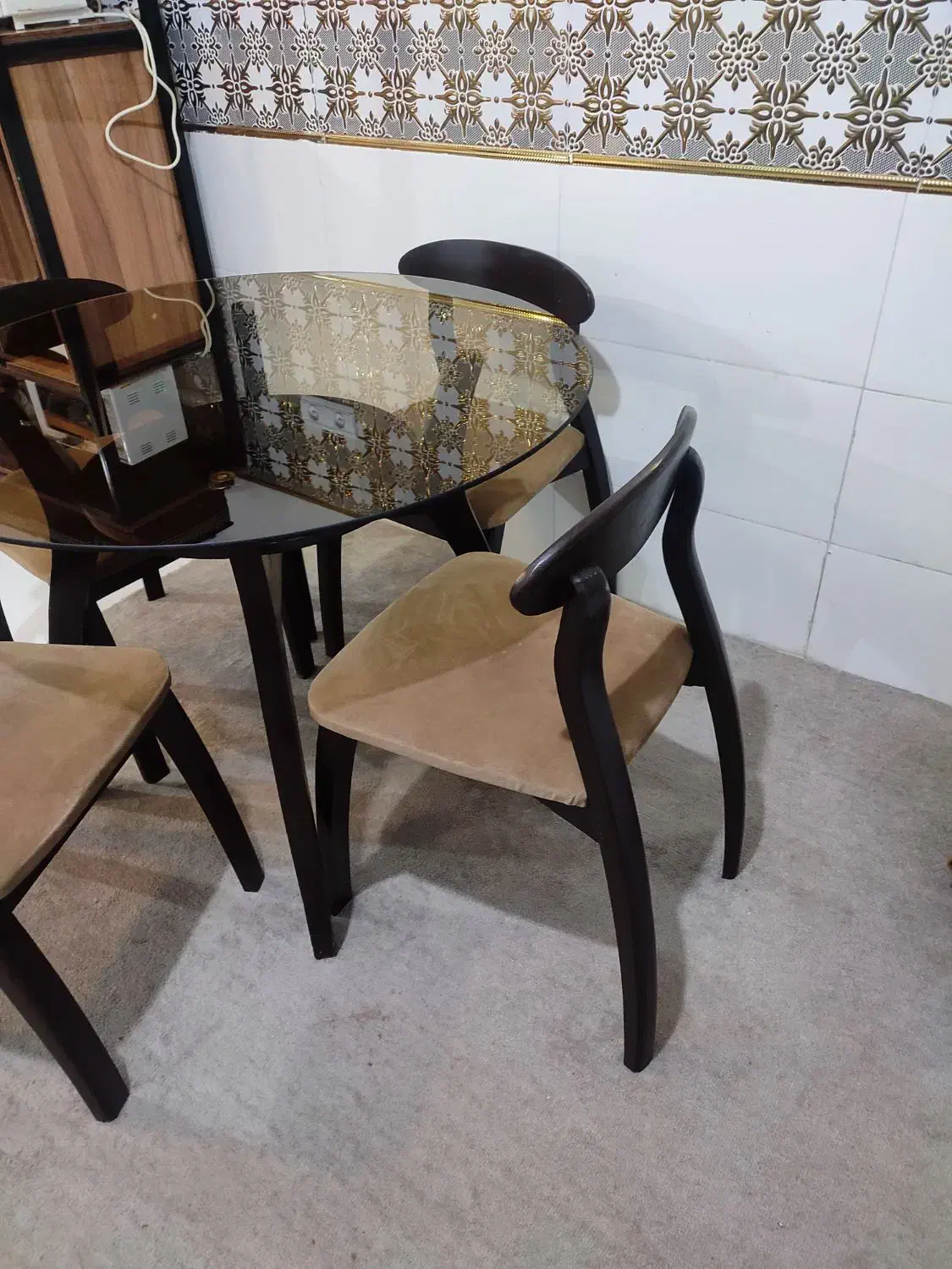 میز نهار خوری|میز و صندلی غذاخوری|کوهدشت, |دیوار