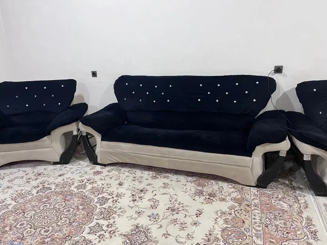 مبل راحتی|مبلمان خانگی و میز عسلی|ایوان, |دیوار