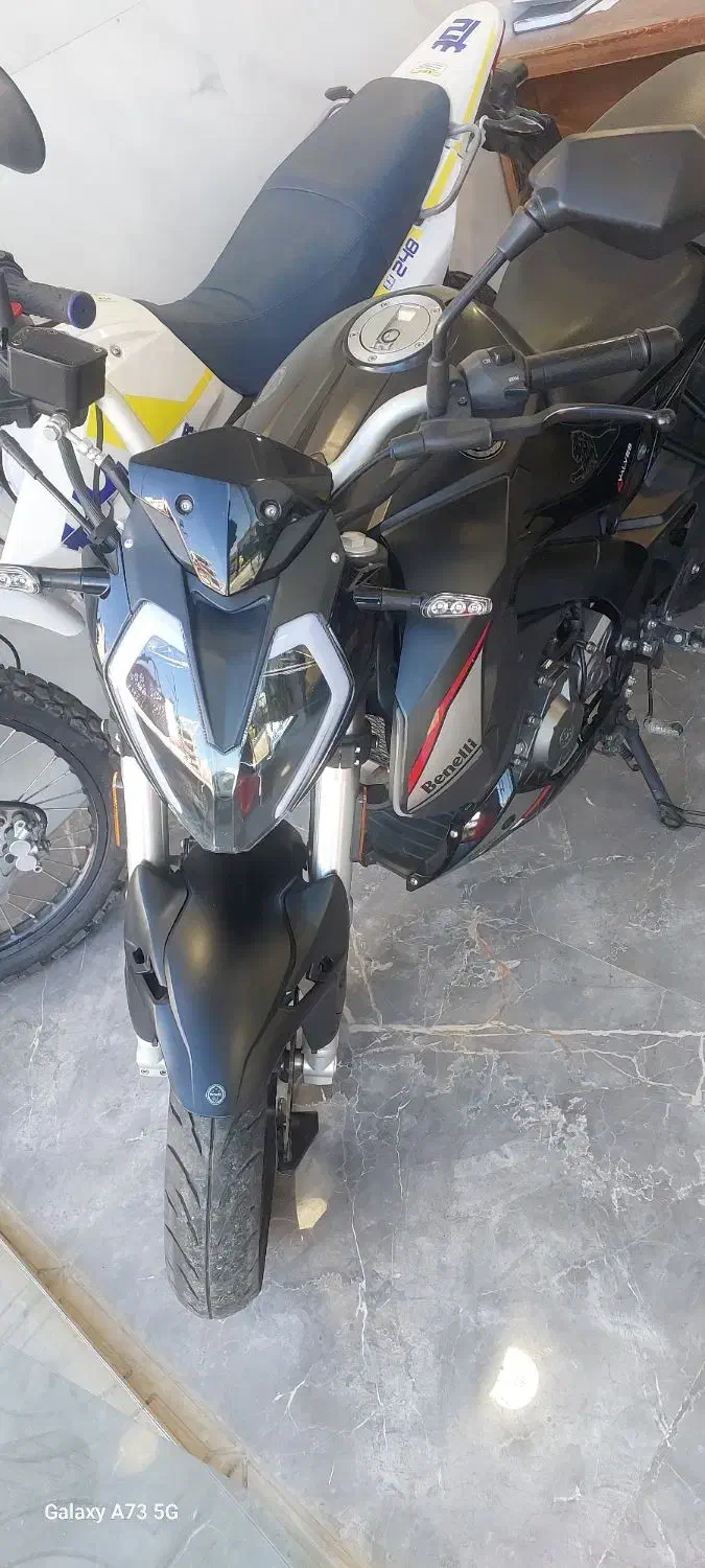 بنلی 180 s|موتورسیکلت|دماوند, گیلاوند|دیوار