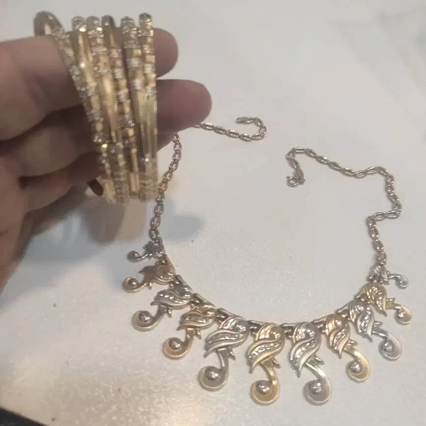 ۶ عدد النگو با اویز|جواهرات|قم, ارم|دیوار