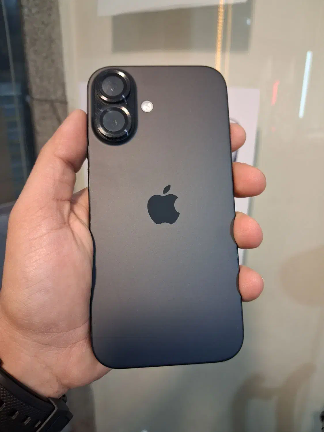 ایفون ۱۶ مشکی ۱۲۸|موبایل|تبریز, |دیوار