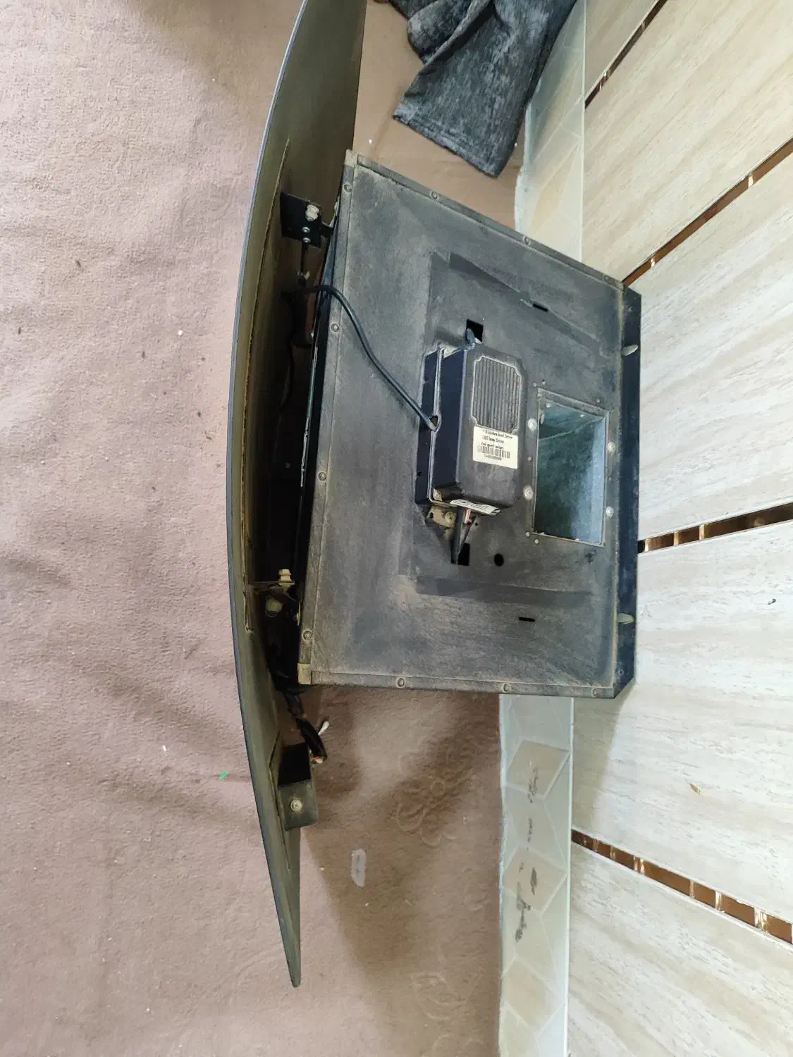 هود|هود|زابل, |دیوار