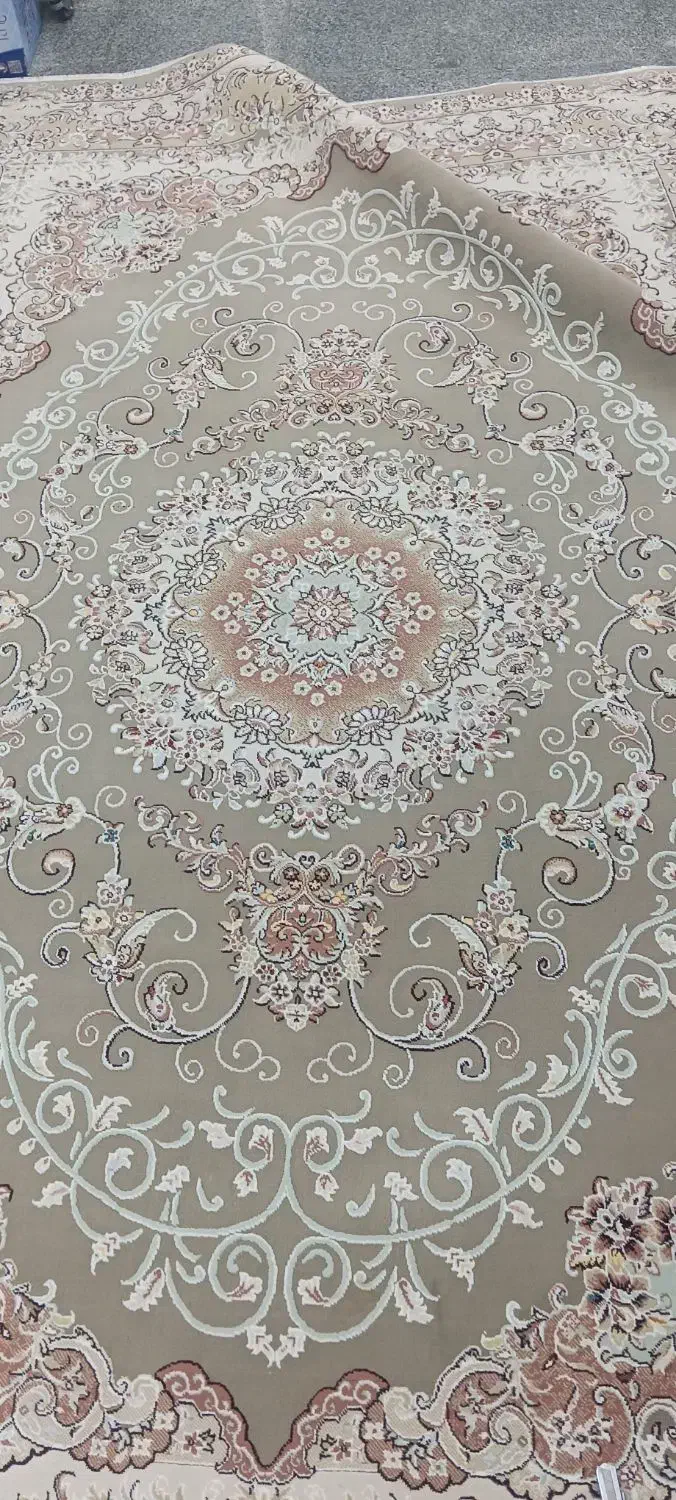 ۲ تخته فرش ۶ متری ۷۰۰ شانه گردویی|فرش|دهگلان, |دیوار