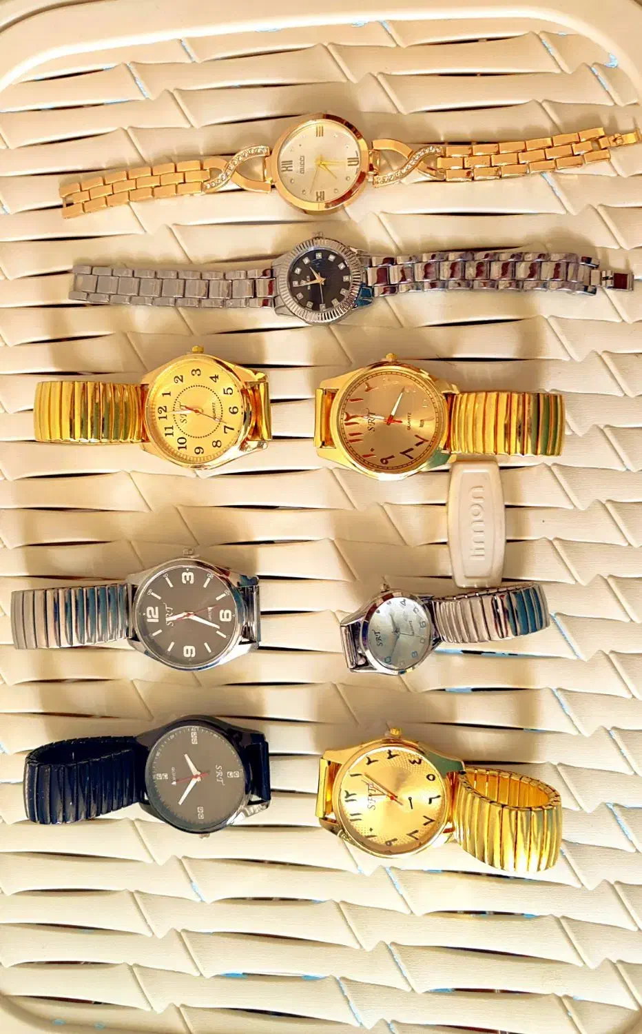 فروش ویژه ساعت تمام فلزی با بند فنری|ساعت|کاشان, فاز ۲ ناجی آباد|دیوار