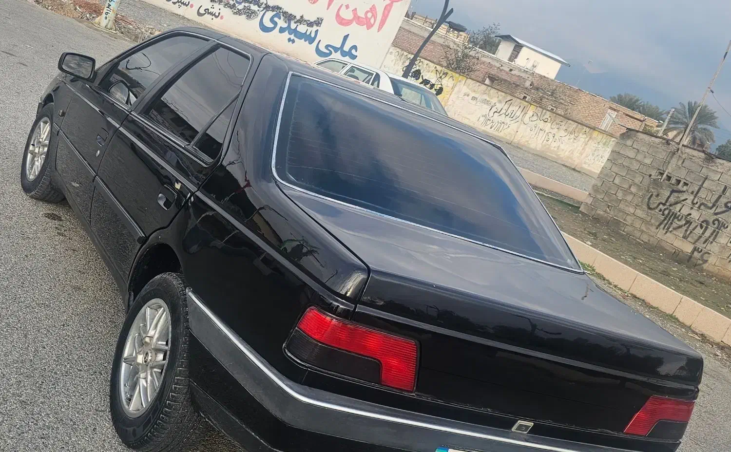 ماشین405مشکی|خودرو سواری و وانت|جیرفت, |دیوار