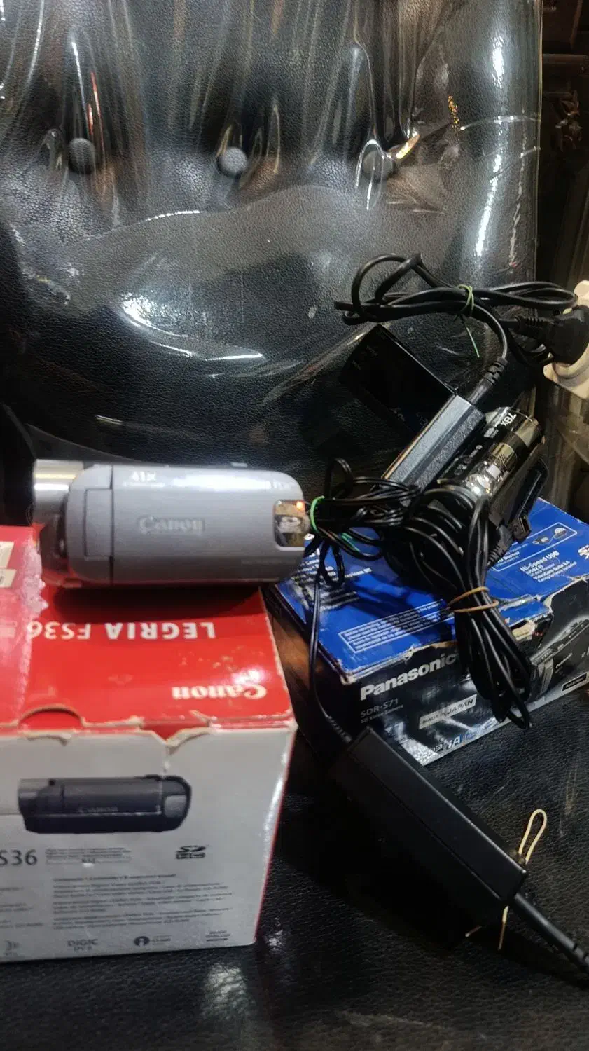 ۲ عدد دوربین canon و Panasonic رم خور در حد نو|دوربین عکاسی و فیلمبرداری|کرج, برغان|دیوار