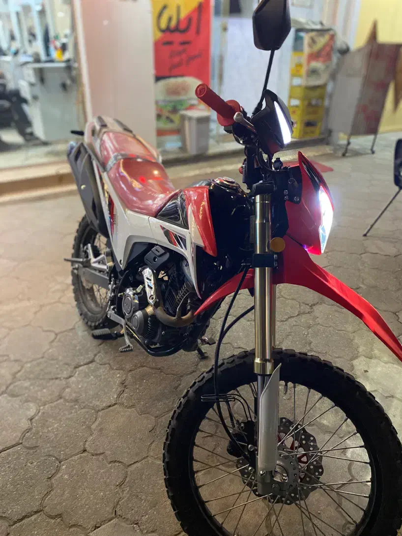 فلات200 درحد صفر تمیز 1403|موتورسیکلت|لاهیجان, کوی زمانی|دیوار