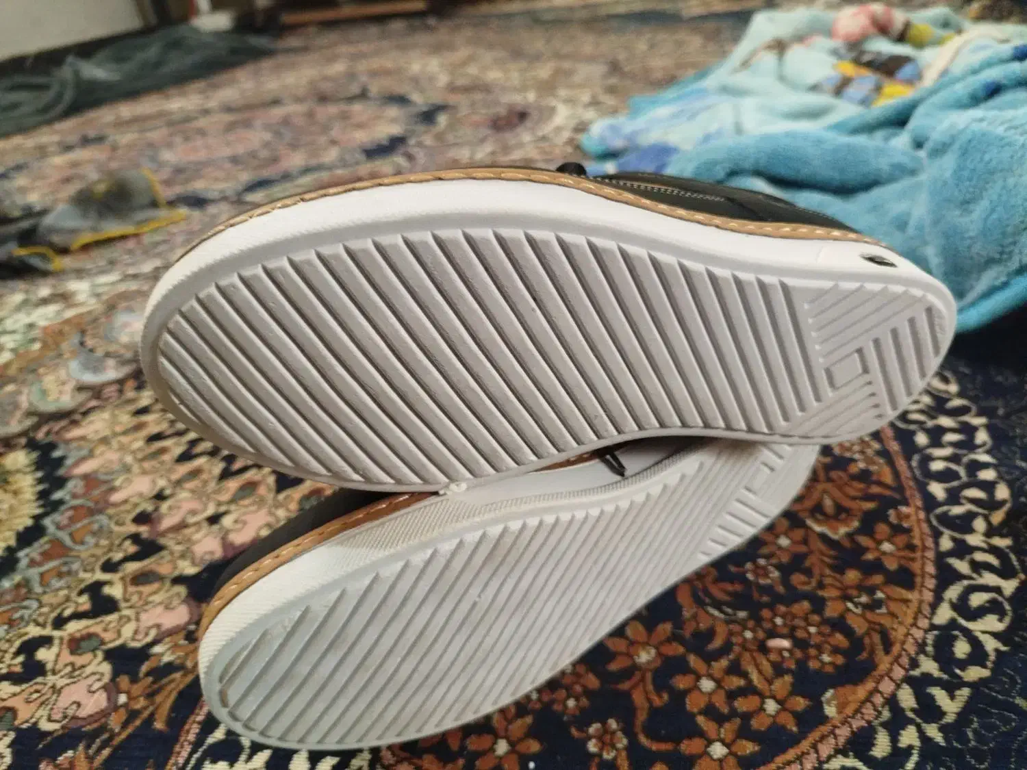 کفش نونو|کیف، کفش، کمربند|زابل, |دیوار