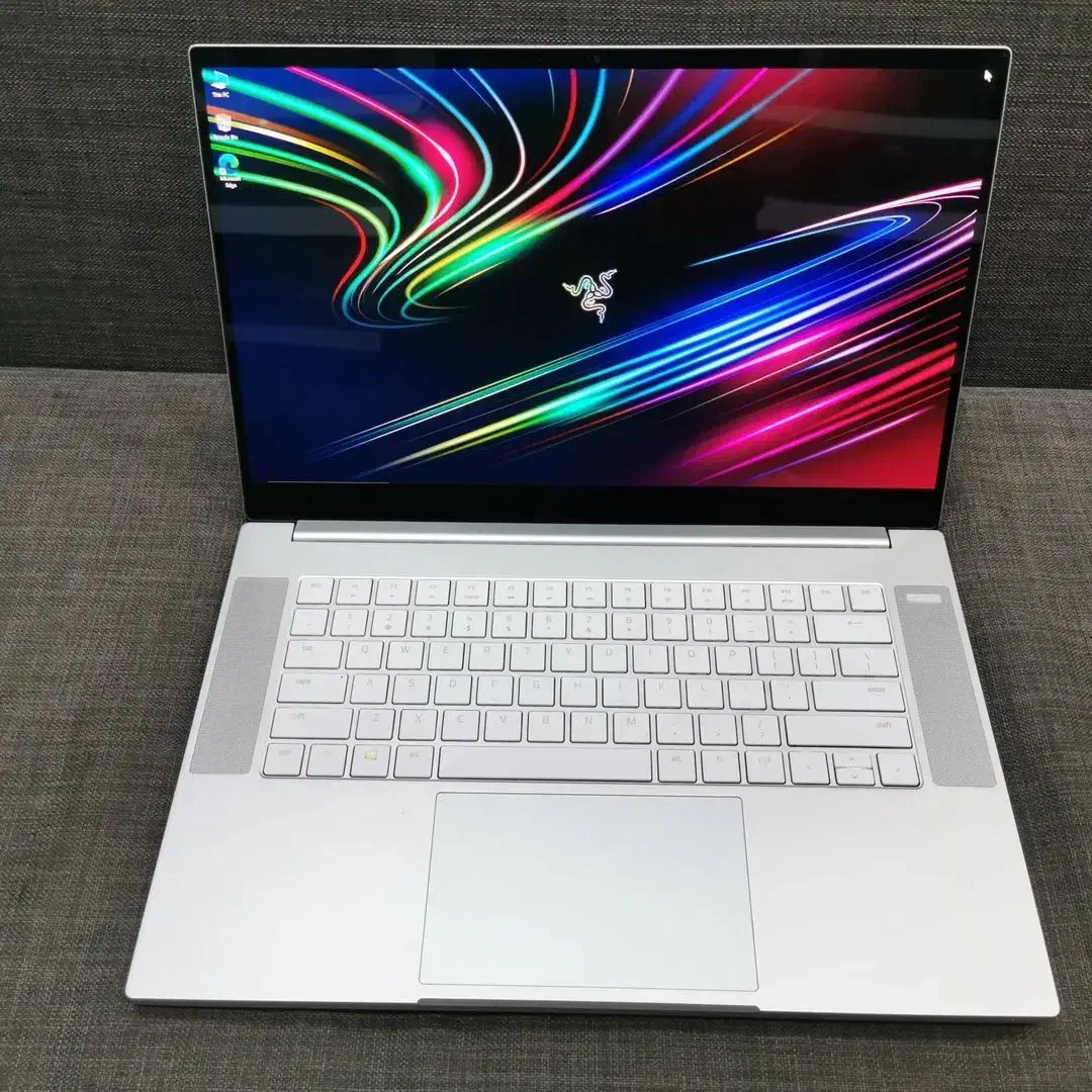 لپتاپ استوک گیمینگRAZER با 8گیگ گرافیک و بدنه فلزی|رایانه همراه|تبریز, |دیوار