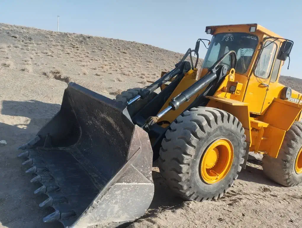 فروش لودر 4500ولوو|خودرو سنگین|زاهدان, |دیوار