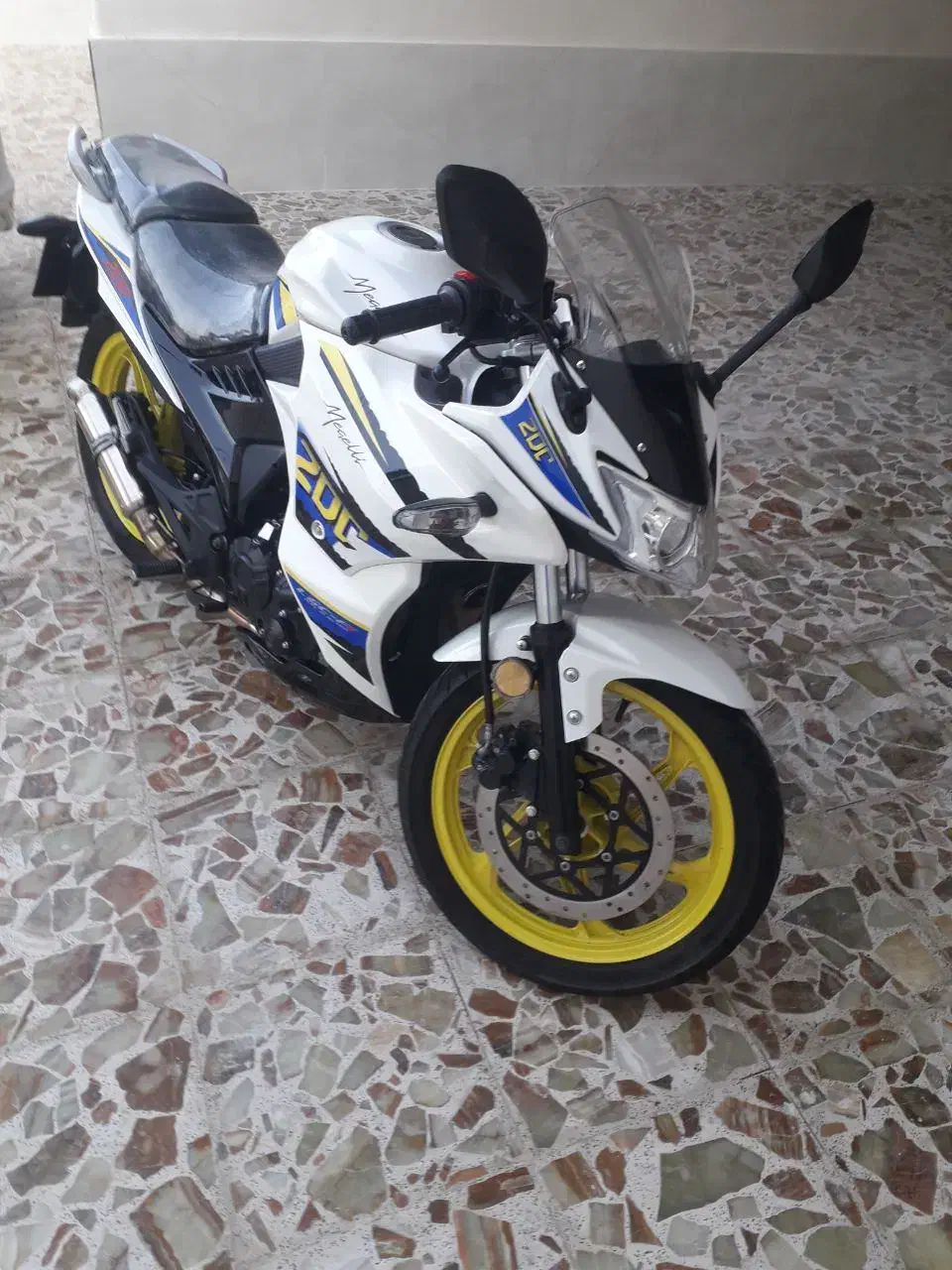 مگلی ۲۰۰|موتورسیکلت|قائم‌شهر, |دیوار