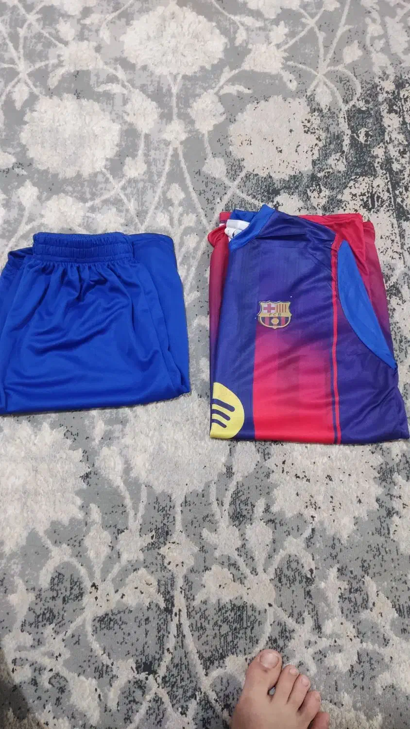 لباس ورزسی|لباس|پاکدشت, پاکدشت (مامازند)|دیوار