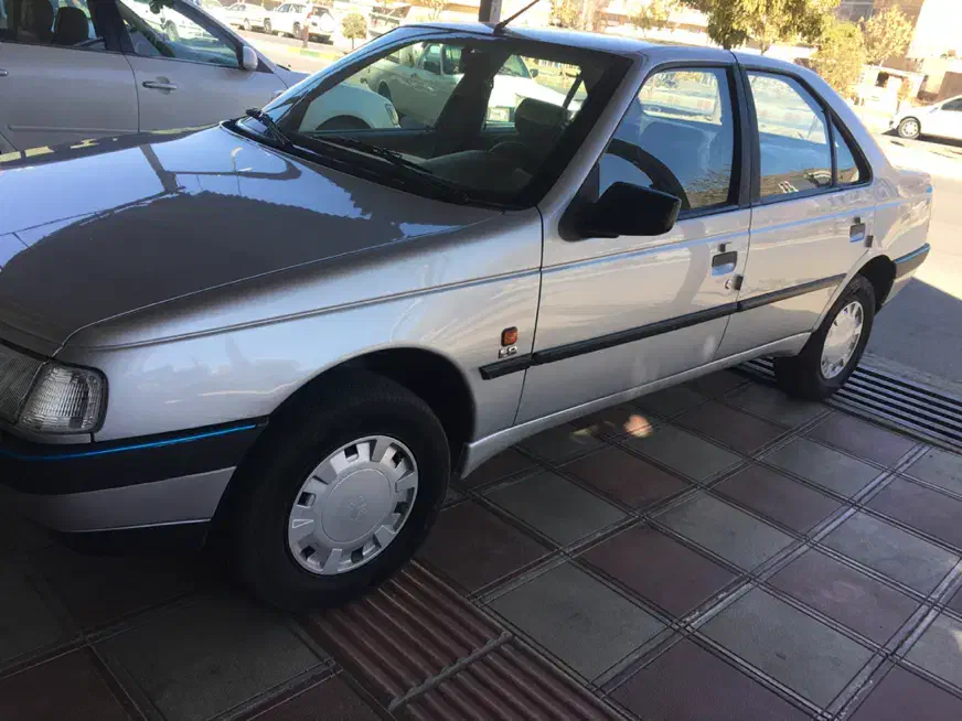 پژونقره ای مدل ۹۴|خودرو سواری و وانت|بانه, |دیوار