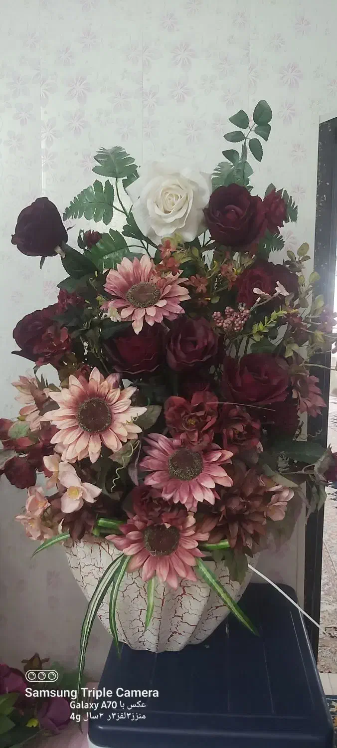 گل بزرگ به قیمت یه شاخه|گل مصنوعی|تربتحیدریه, شهرک ولیعصر|دیوار
