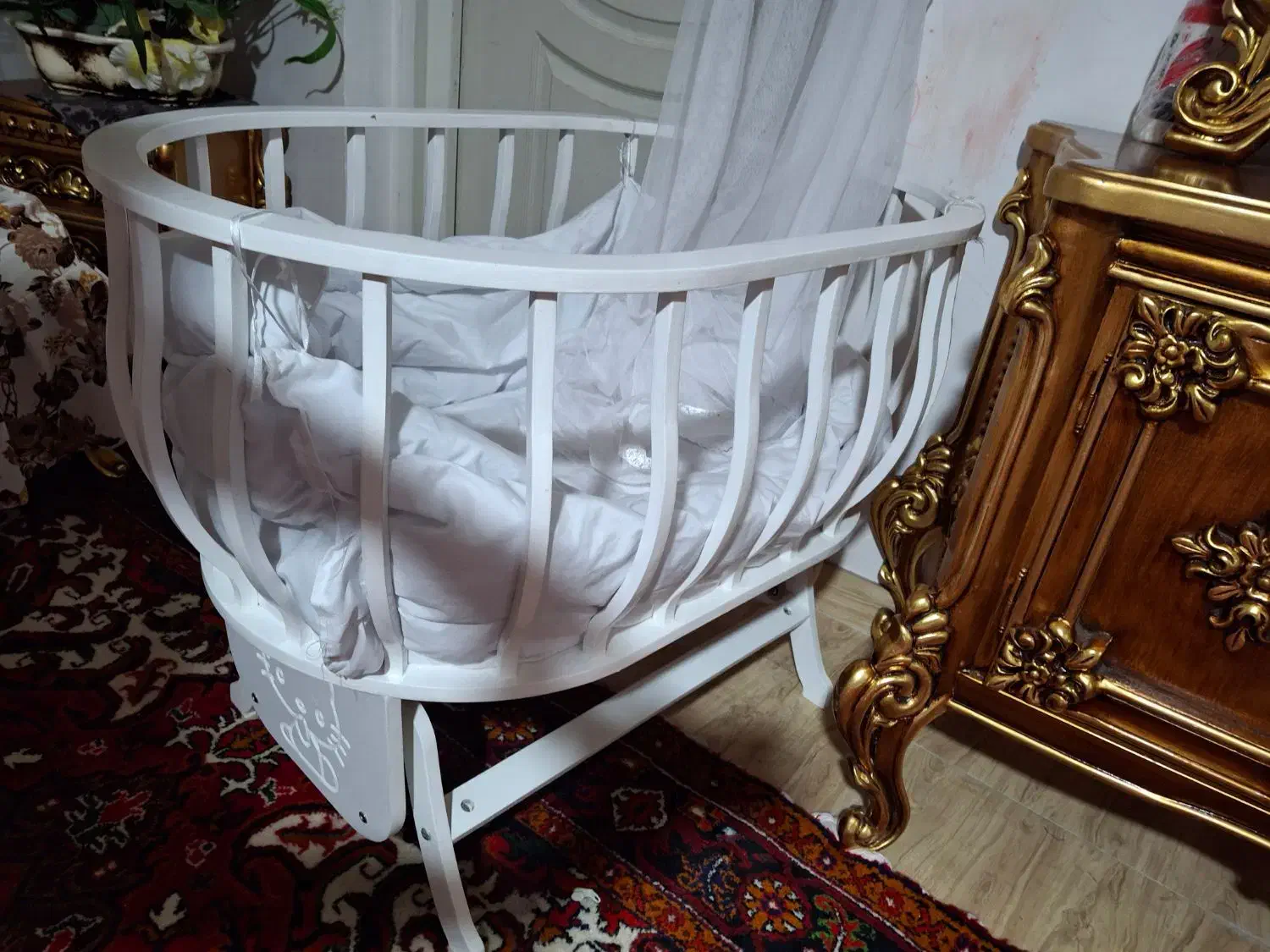 گهواره|تخت و صندلی بچه|تبریز, |دیوار