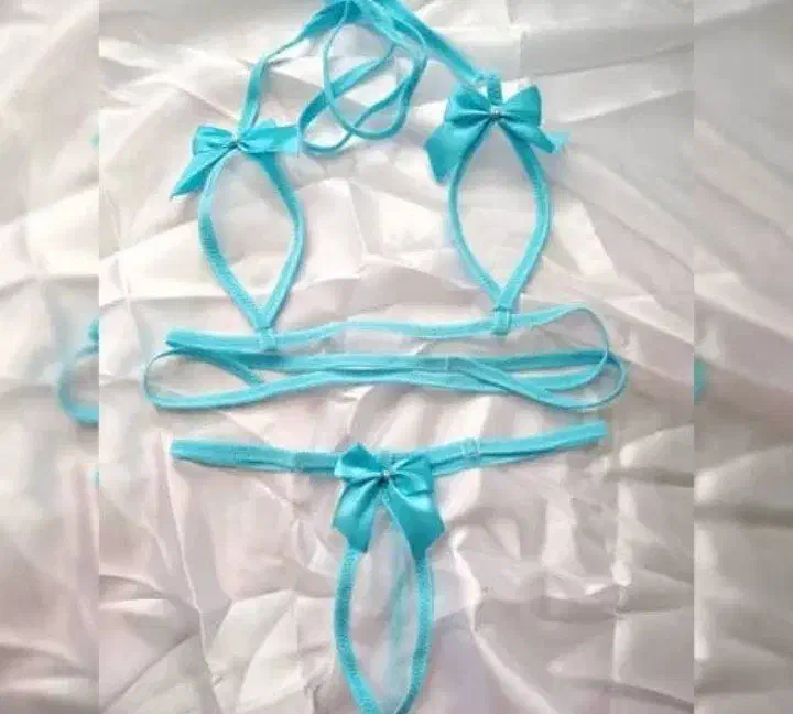 لباس شب|لباس|خسروشاه, |دیوار