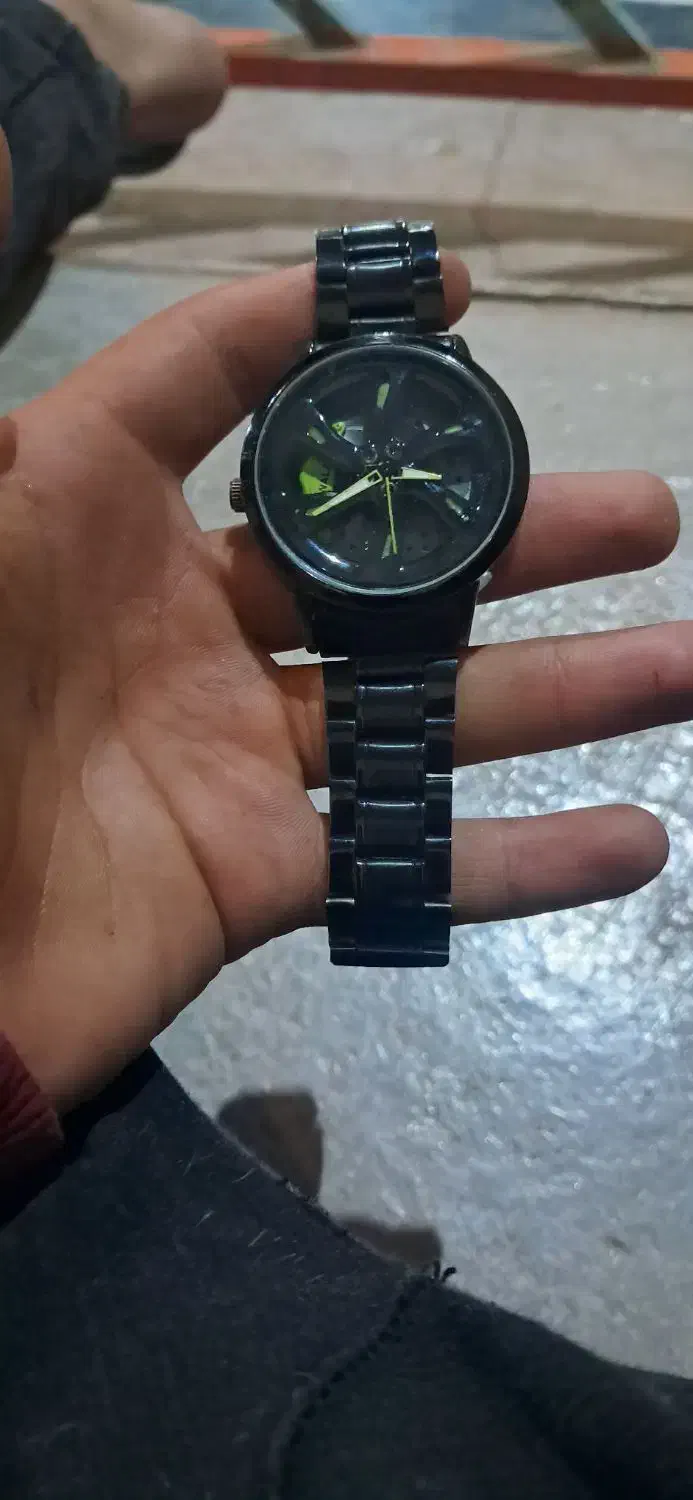 ساعت رینگی|ساعت|کازرون, |دیوار