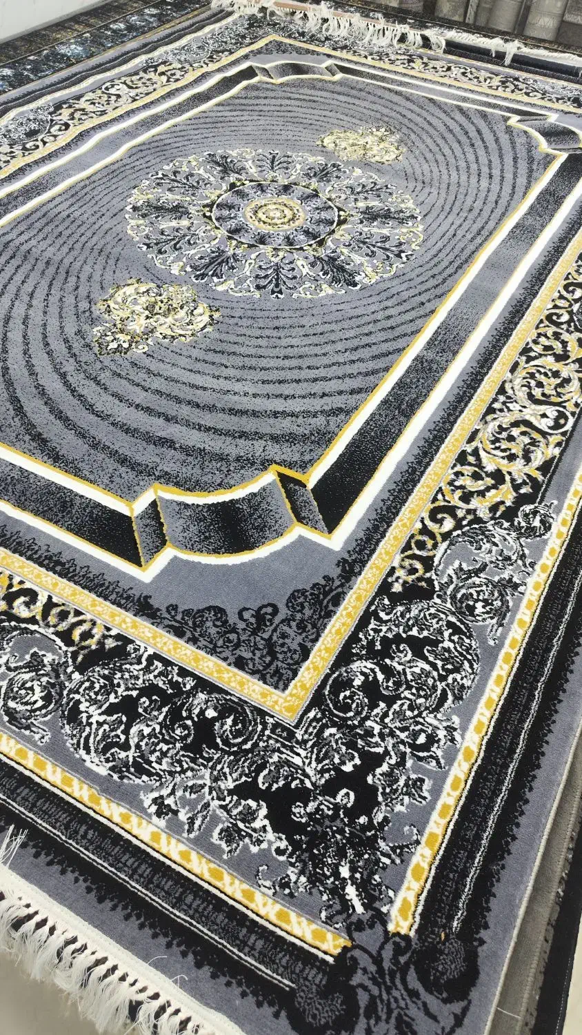 فرس لاشه دار۷۰۰شانه|فرش|اصفهان, کوجان|دیوار