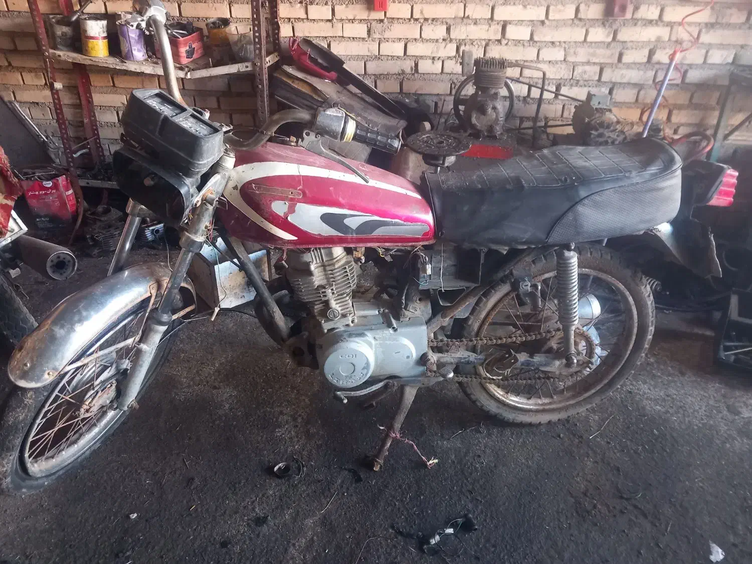 هندا ۸۶|موتورسیکلت|سرخس, |دیوار