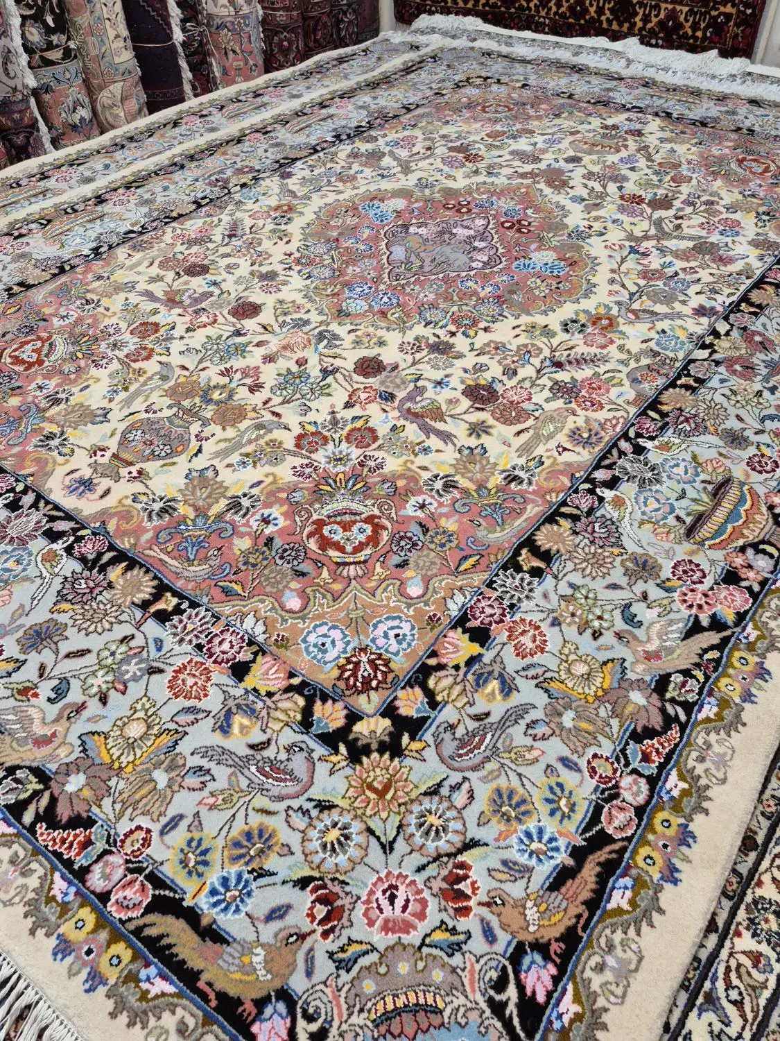 فرش دستباف ۱ جفت ۹ متری گل فرنگ. گالری فرش ایران|فرش|مشهد, حجت|دیوار