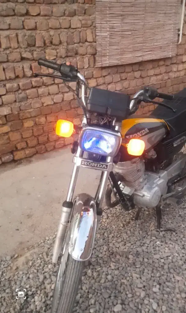 موتورسیکلت سند دار تمیز|موتورسیکلت|گنبد کاووس, |دیوار