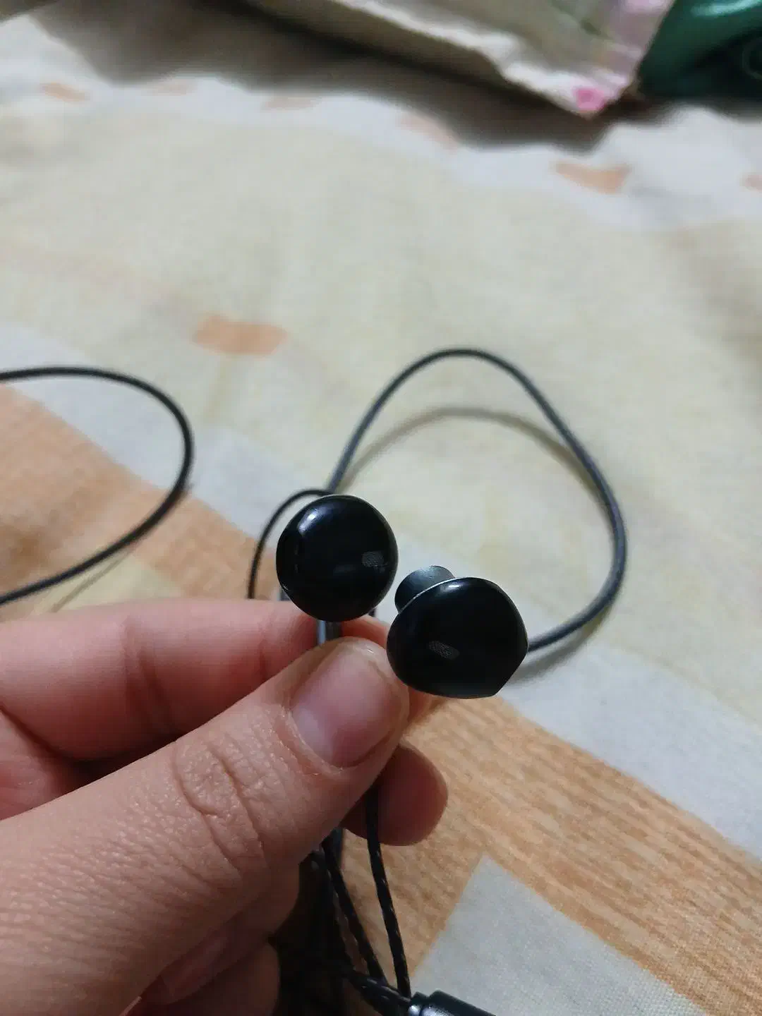 هندزفری سیمی اصلی|لوازم جانبی موبایل و تبلت|مشهد, حسابی جنوبی (شهرک غرب)|دیوار