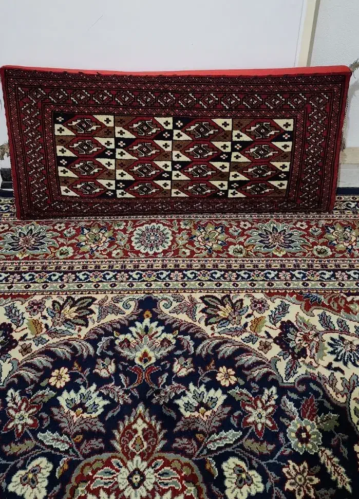 پشتی دستبافت|پشتی|مشکیندشت, |دیوار