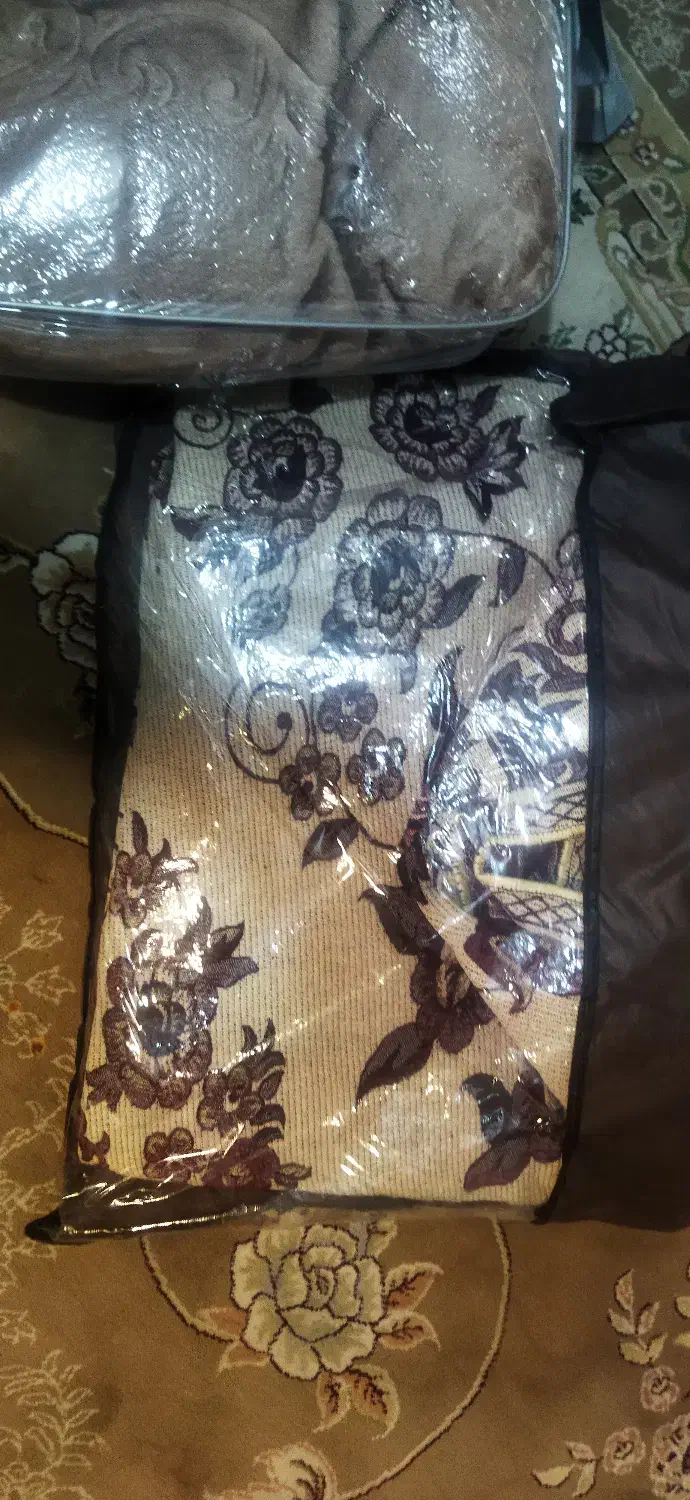 روفرشی ۱۲متری و 2عدد پتو گلبافت دونفره|رختخواب، بالش، پتو|نهاوند, |دیوار