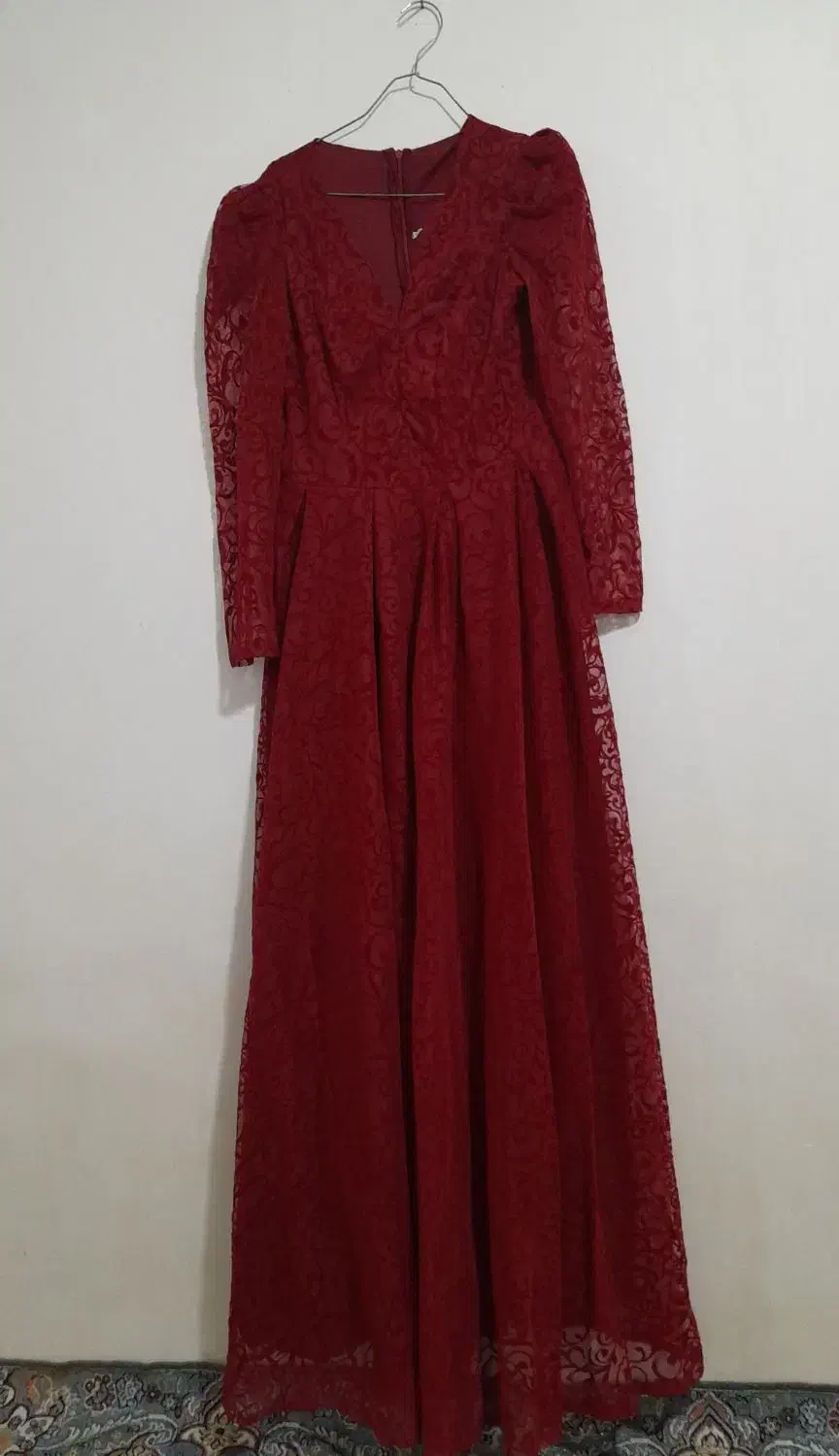 لباس مجلسی|لباس|کنگاور, |دیوار