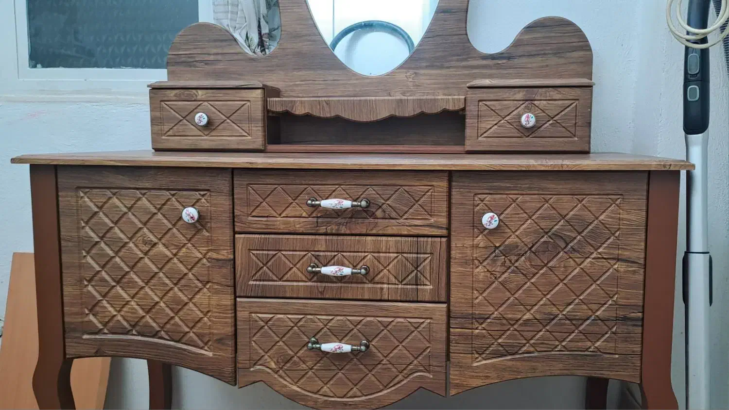 میز آرایشی|میز و صندلی غذاخوری|محمدیه-قزوین, |دیوار