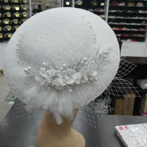 کلاه و دستکش عروس امضای وقار شما|لباس|اصفهان, خلجا|دیوار